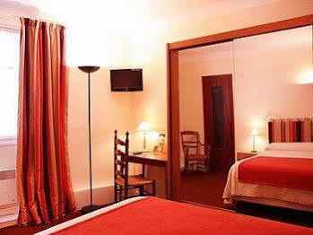 De La Nivelle Hotel Saint-Pée-sur-Nivelle Buitenkant foto