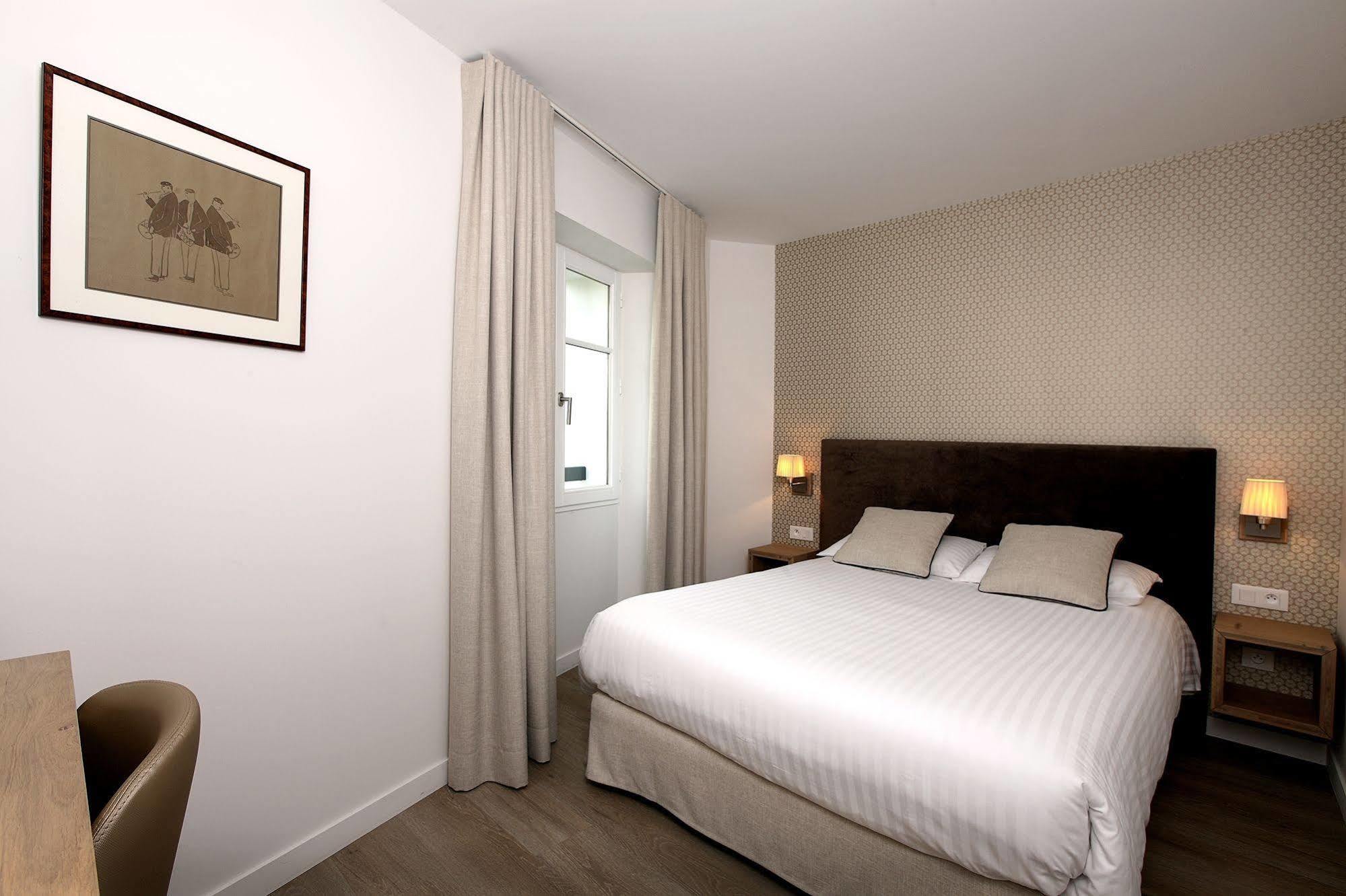De La Nivelle Hotel Saint-Pée-sur-Nivelle Buitenkant foto